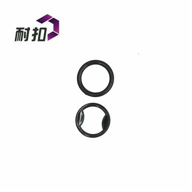 供應現(xiàn)貨 圓環(huán)塑料 服裝手套配件 環(huán)保材質 耐扣廠家大量生產(chǎn)